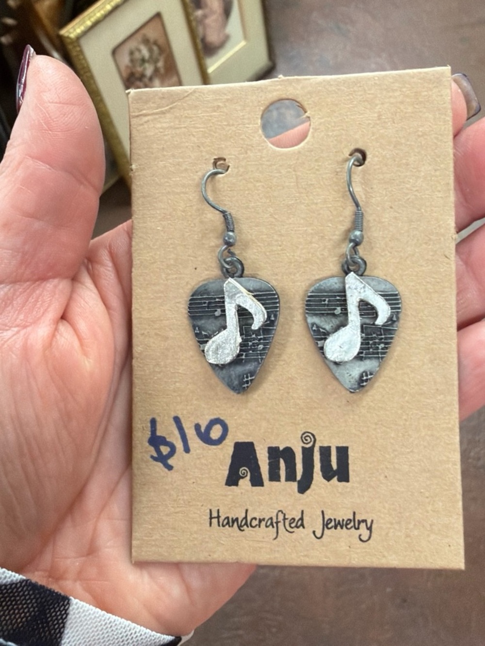 Anju Handcrafted Music Note Guitar Pick Earrings - Silver & Black